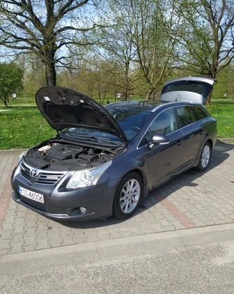 Toyota Avensis cena 26000 przebieg: 249681, rok produkcji 2009 z Kęty małe 631